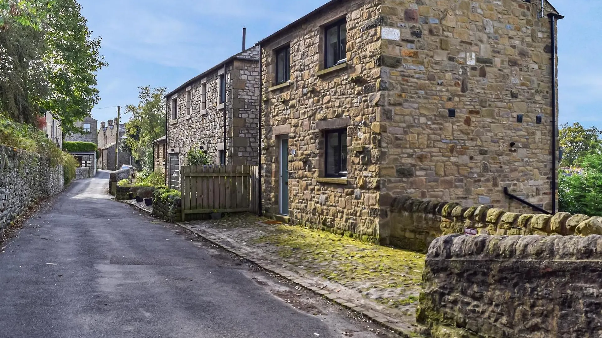 May Cottage - Uk12970 Settle