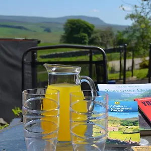 Holiday home Ashes Farm - Ingleborough Barn Cottage, With 3 Peaks Views, Near, Settle