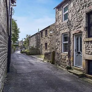 Holiday home April - Uk2152, Settle